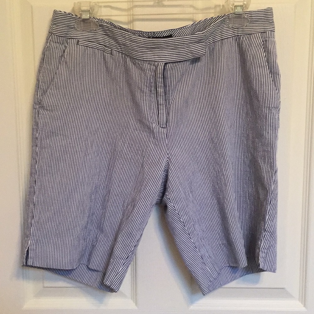 Talbots Petites Seersucker shorts